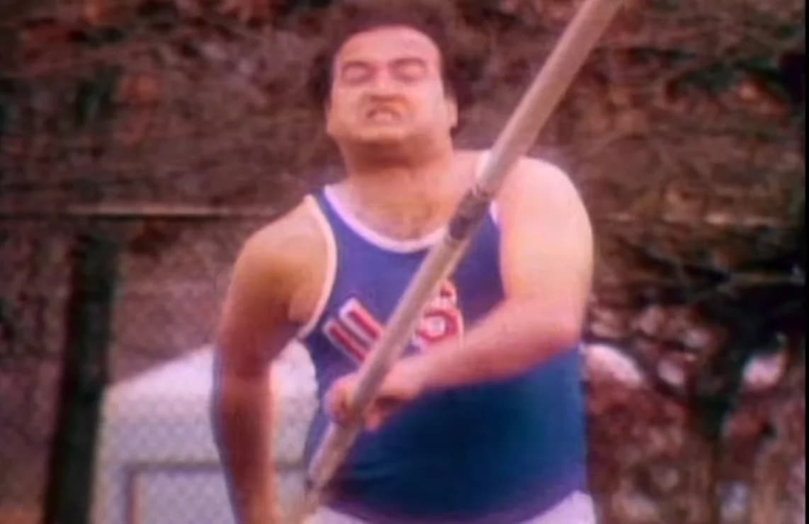 loi.Little Chocolate Donuts - John Belushi’s Unforgettable Classic SNL Commercial Parody
